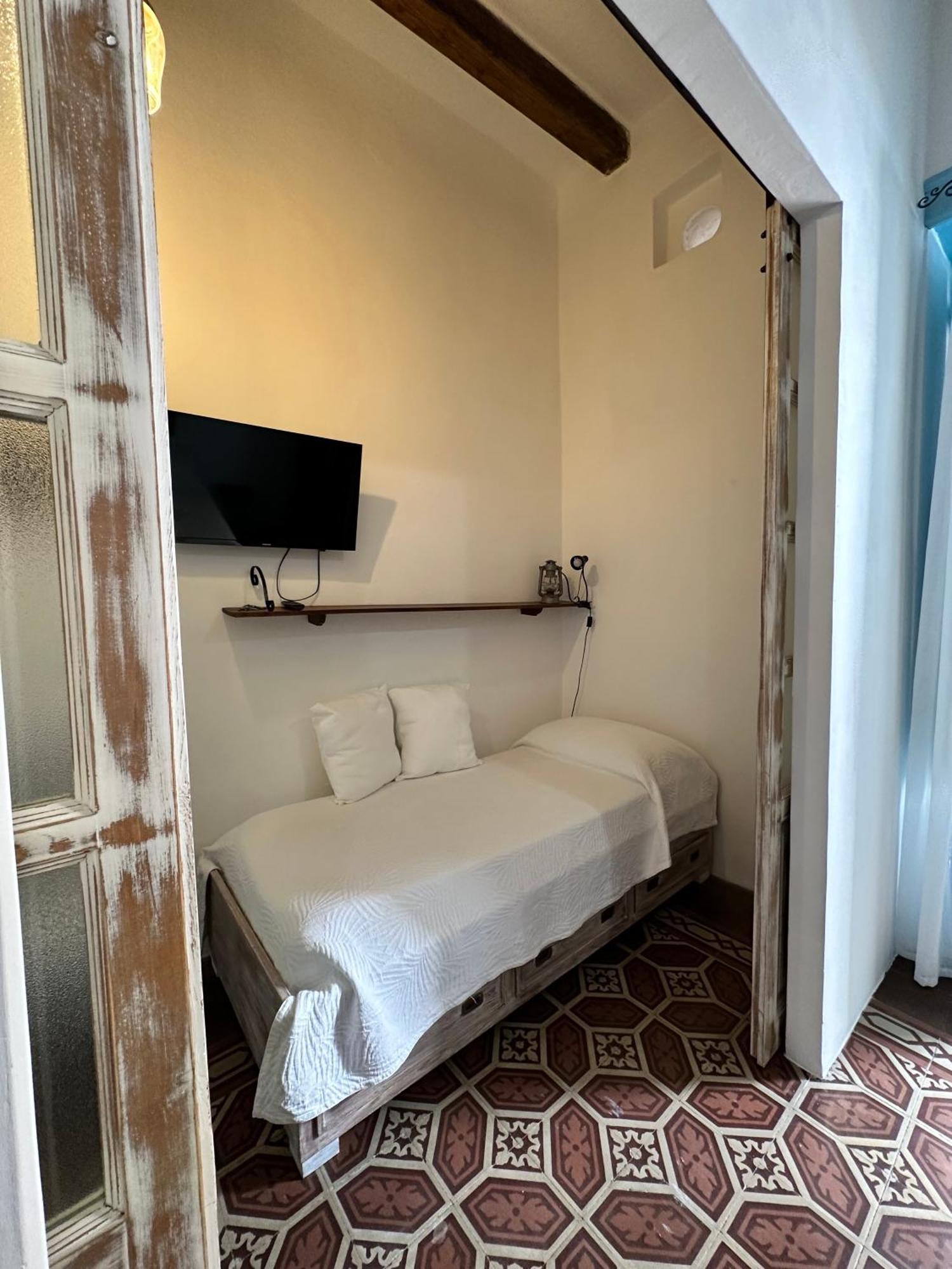 Bed and Breakfast Antica Dimora Santa Marina Salina Exterior foto